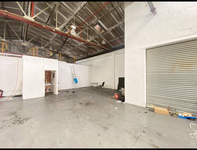396M² WAREHOUSE TO LET IN BELLVILLE SOUTH